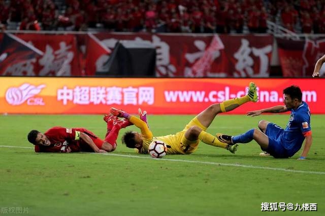 拉塞尔半场表现抢眼 助力上海领先辽宁